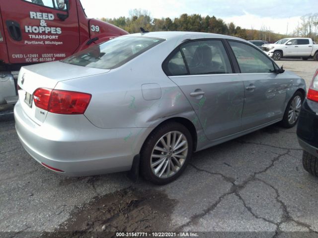 Photo 3 VIN: 3VW3L7AJ4DM274046 - VOLKSWAGEN JETTA SEDAN 