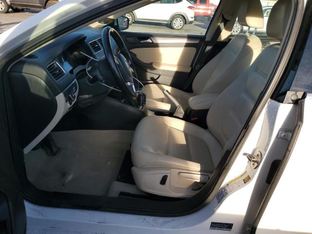 Photo 6 VIN: 3VW3L7AJ4EM390185 - VOLKSWAGEN JETTA TDI 