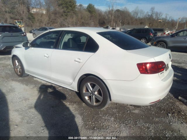 Photo 2 VIN: 3VW3L7AJ4EM441104 - VOLKSWAGEN JETTA 