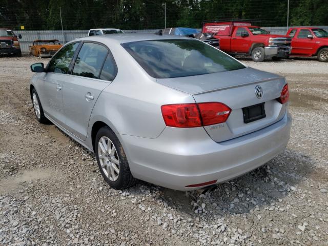 Photo 2 VIN: 3VW3L7AJ5EM392088 - VOLKSWAGEN JETTA TDI 