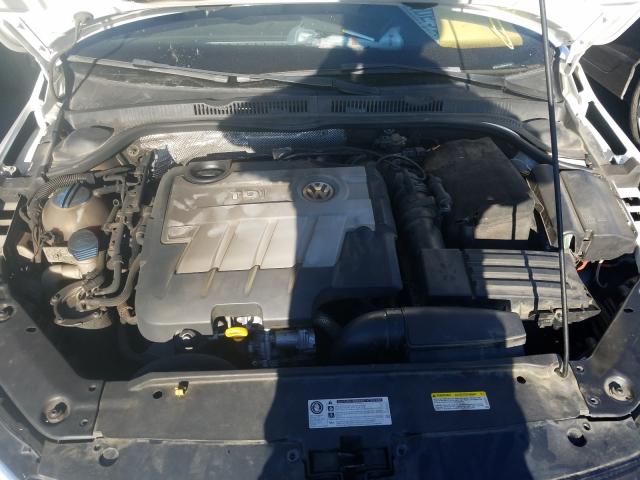 Photo 6 VIN: 3VW3L7AJ5EM445128 - VOLKSWAGEN JETTA TDI 