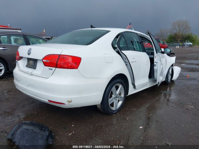 Photo 3 VIN: 3VW3L7AJ7CM379985 - VOLKSWAGEN JETTA 