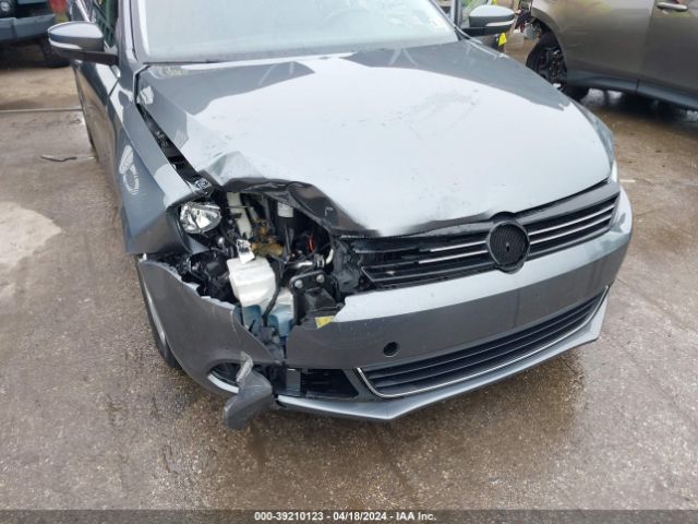 Photo 5 VIN: 3VW3L7AJ7CM417053 - VOLKSWAGEN JETTA 