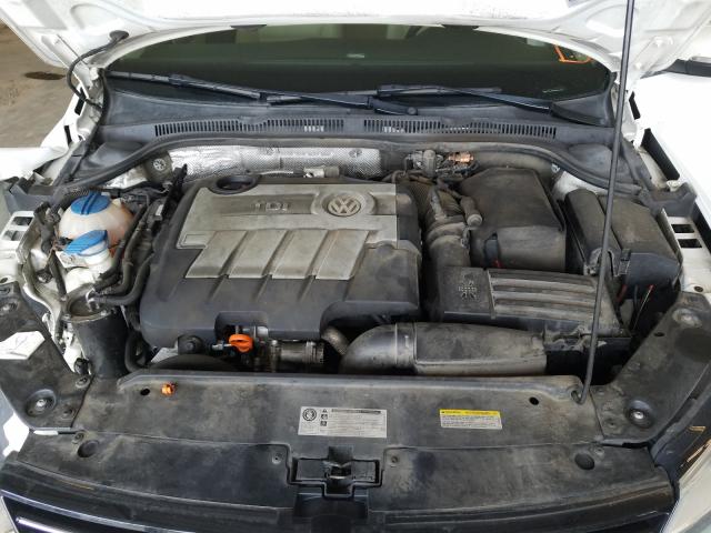 Photo 6 VIN: 3VW3L7AJXDM445687 - VOLKSWAGEN JETTA 