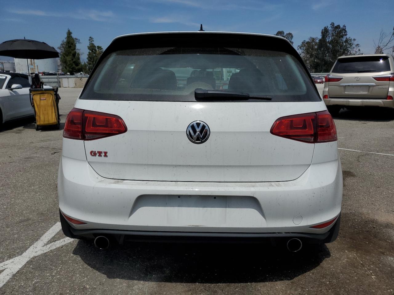 Photo 5 VIN: 3VW447AU1GM014610 - VOLKSWAGEN GTI 