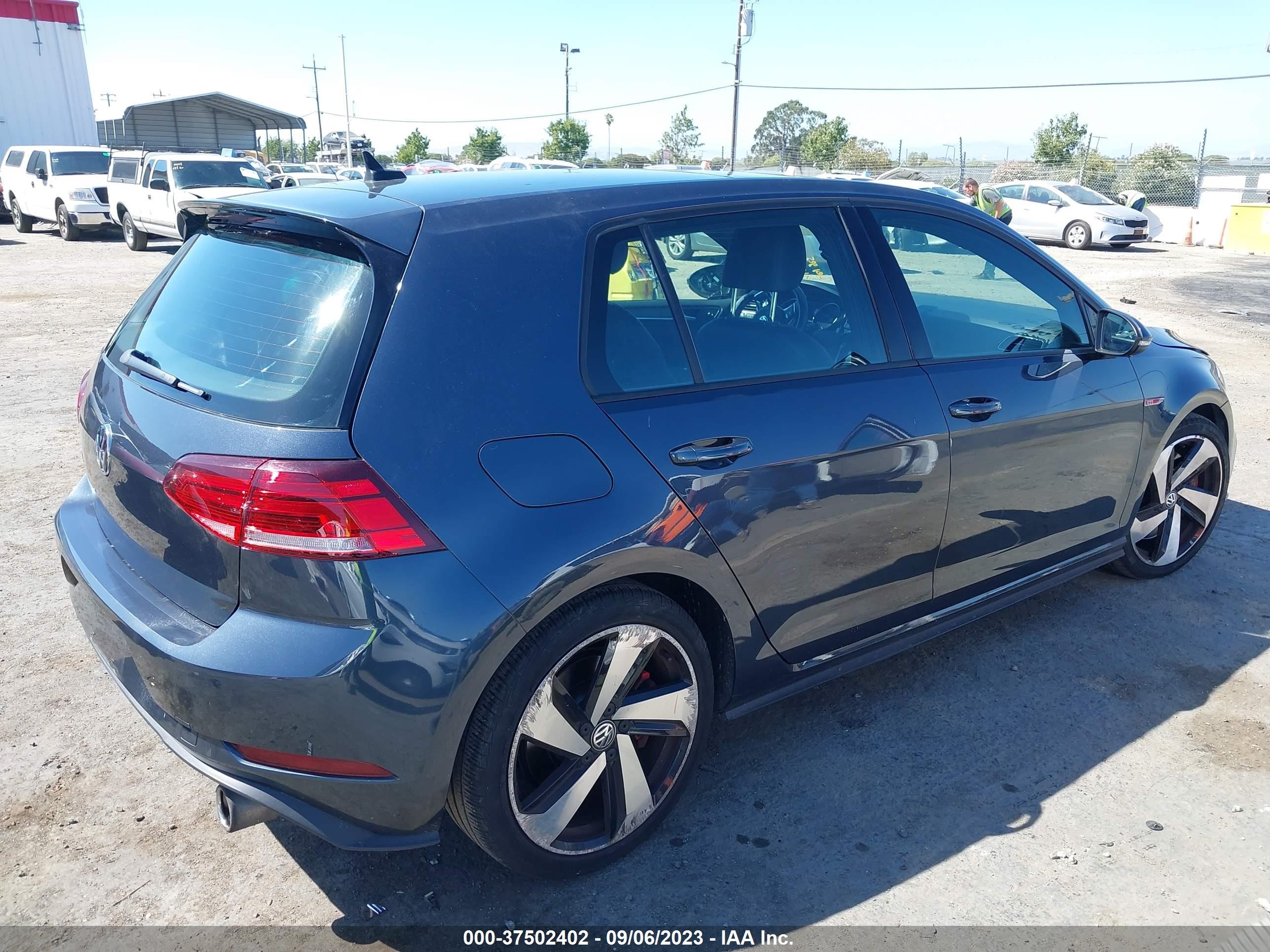 Photo 12 VIN: 3VW447AU1JM290034 - VOLKSWAGEN GOLF GTI 