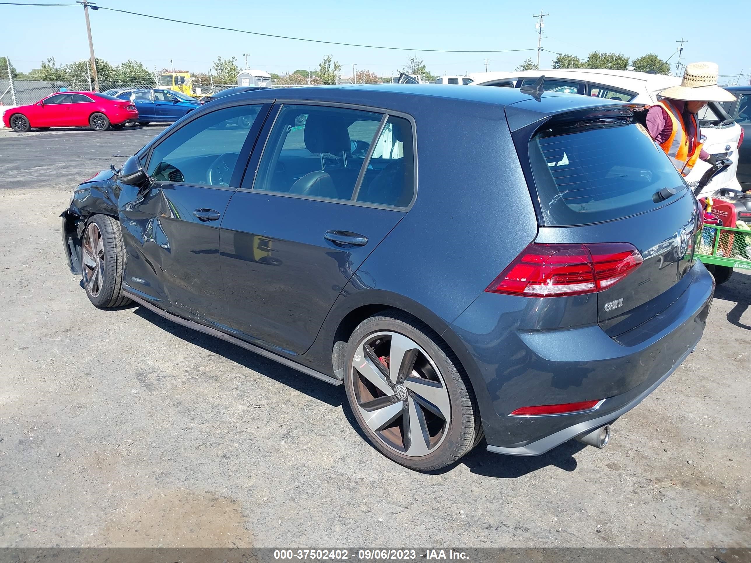 Photo 2 VIN: 3VW447AU1JM290034 - VOLKSWAGEN GOLF GTI 