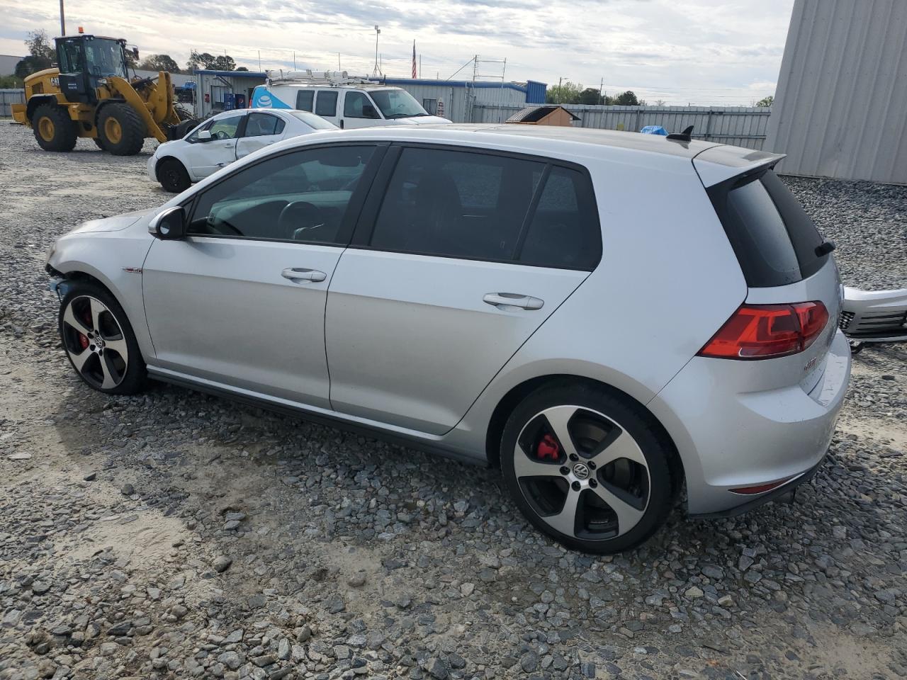 Photo 1 VIN: 3VW447AU3HM040790 - VOLKSWAGEN GTI 