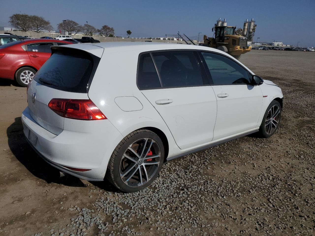 Photo 2 VIN: 3VW447AU4HM008785 - VOLKSWAGEN GTI 