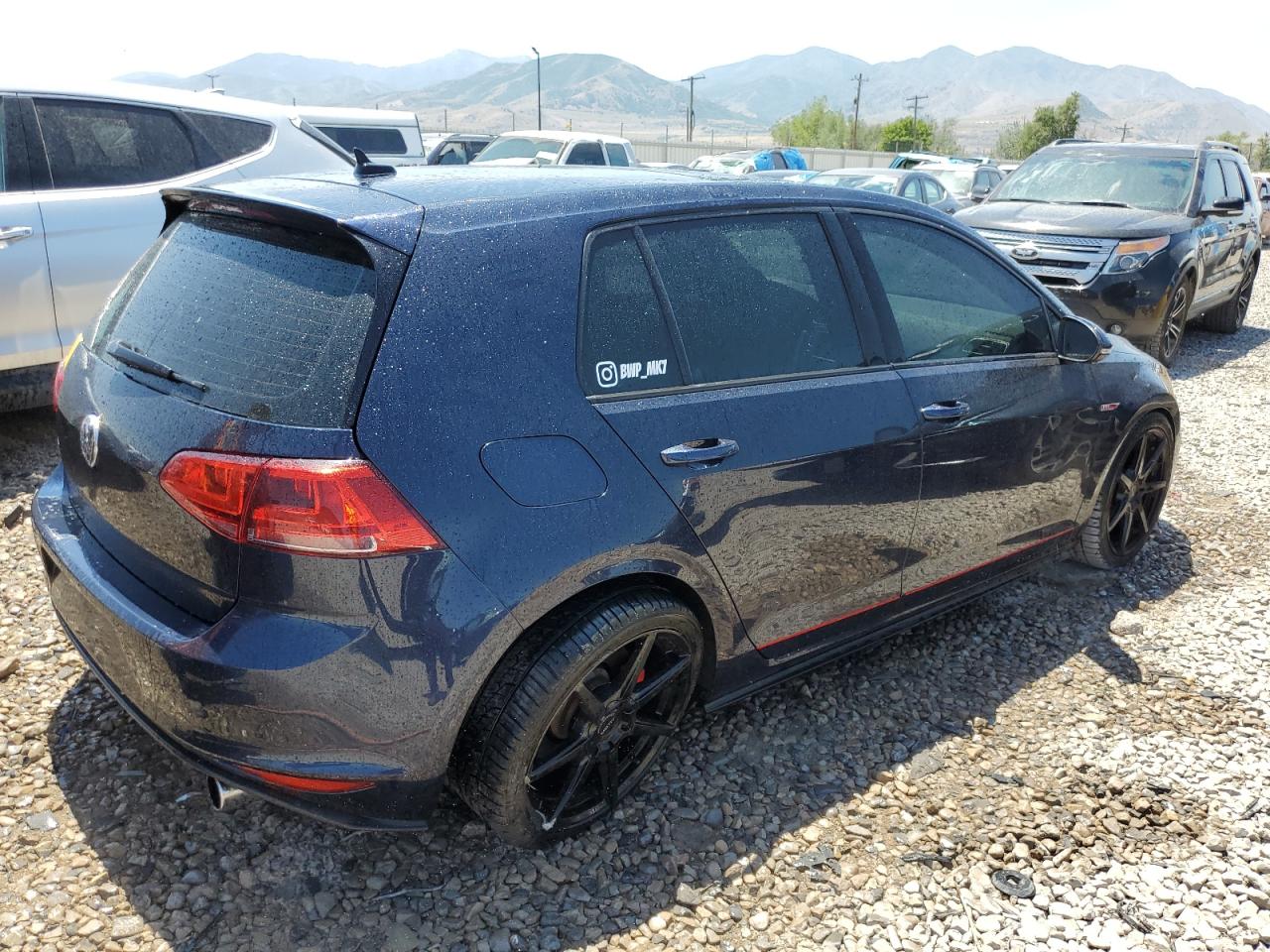 Photo 2 VIN: 3VW447AU5HM022128 - VOLKSWAGEN GTI 