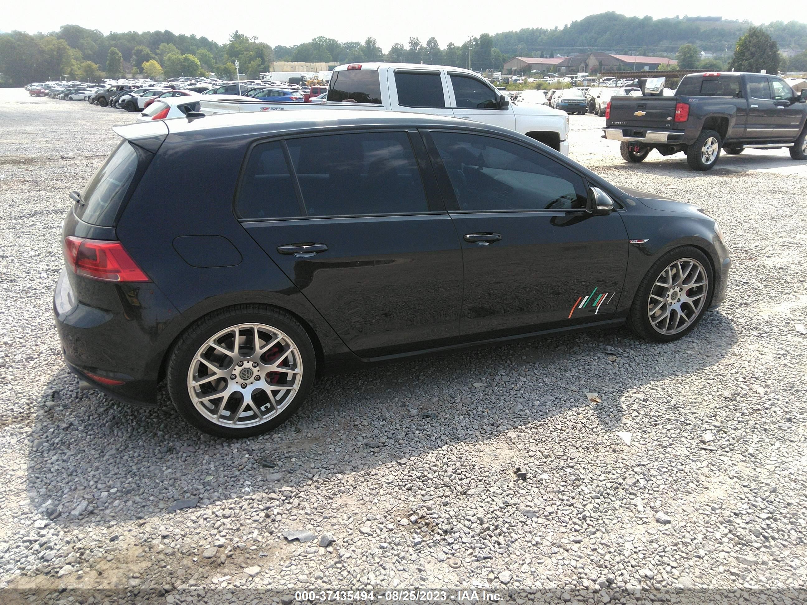 Photo 3 VIN: 3VW447AU9HM062356 - VOLKSWAGEN GOLF 