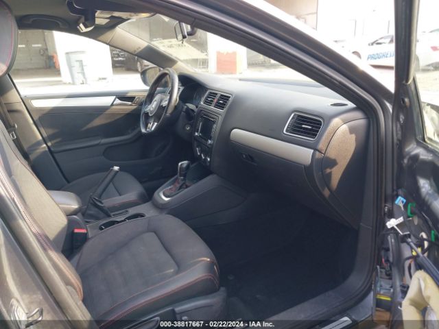 Photo 4 VIN: 3VW467AJ0DM216947 - VOLKSWAGEN JETTA 