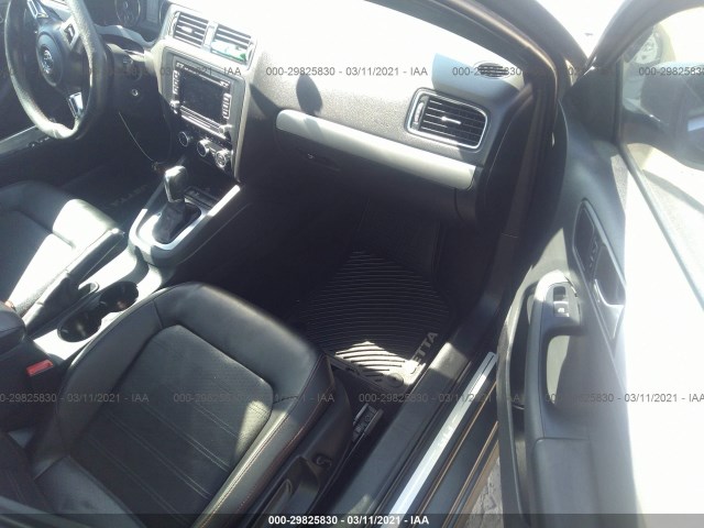 Photo 4 VIN: 3VW467AJ1DM247561 - VOLKSWAGEN GLI 