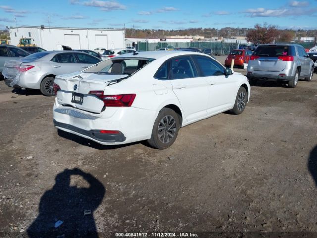 Photo 3 VIN: 3VW4M7BU3PM053973 - VOLKSWAGEN JETTA 