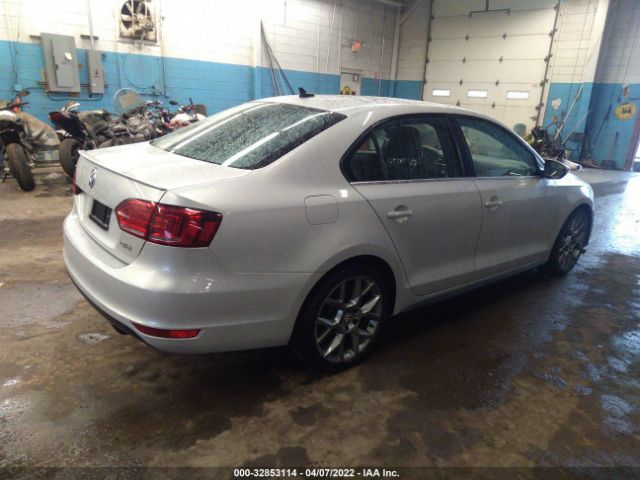 Photo 3 VIN: 3VW4S7AJ2DM297087 - VOLKSWAGEN GLI 