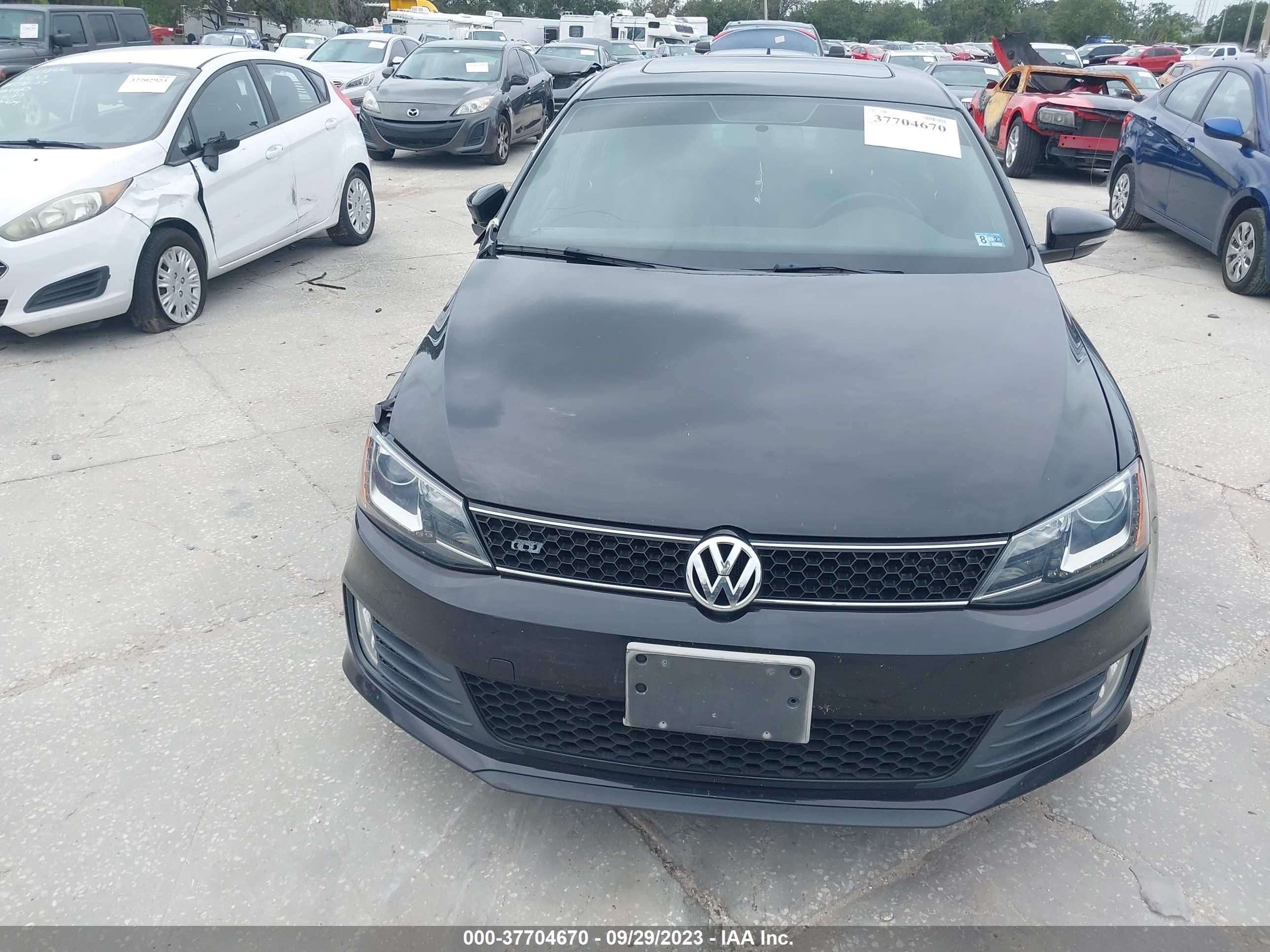 Photo 11 VIN: 3VW4T7AJ3DM286581 - VOLKSWAGEN JETTA 