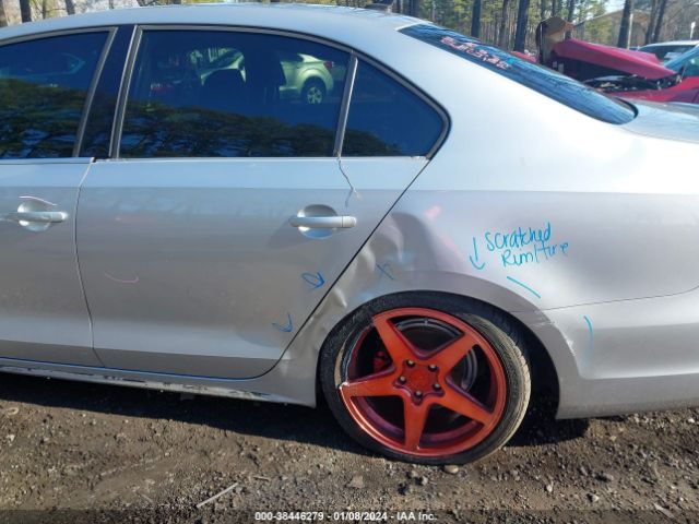 Photo 5 VIN: 3VW4T7AJ9EM388677 - VOLKSWAGEN JETTA 