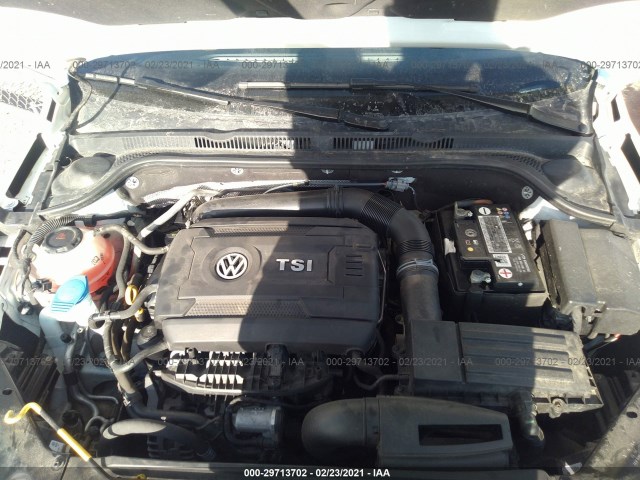 Photo 9 VIN: 3VW4T7AJ9JM207328 - VOLKSWAGEN JETTA 