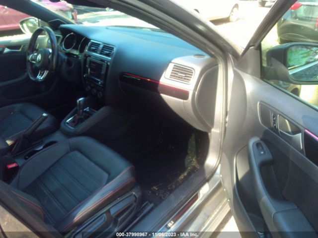 Photo 4 VIN: 3VW4T7AJ9JM228308 - VOLKSWAGEN JETTA 