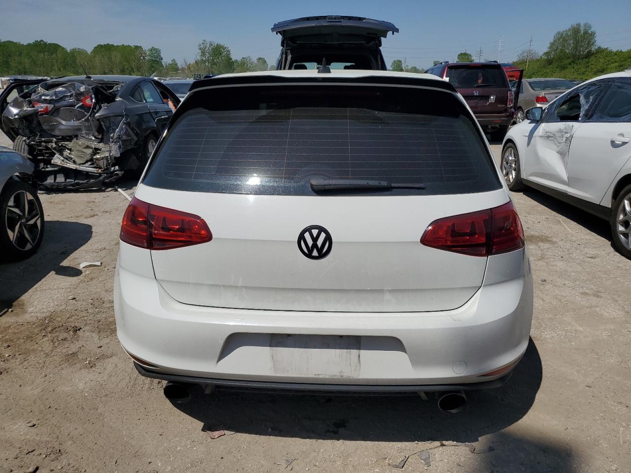 Photo 5 VIN: 3VW4T7AU1GM068363 - VOLKSWAGEN GTI 