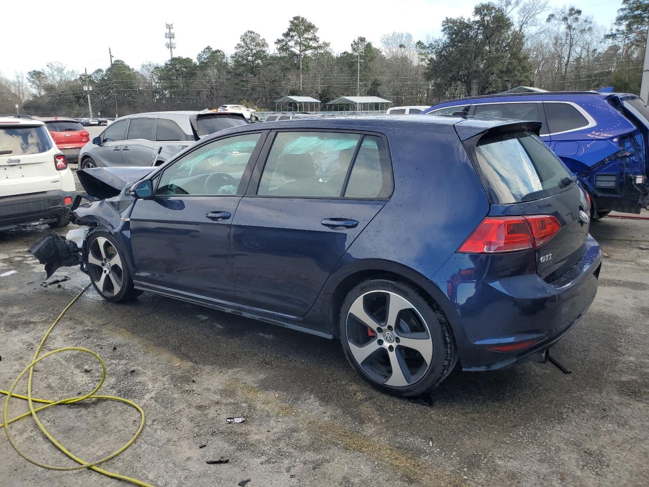 Photo 1 VIN: 3VW4T7AU6FM050780 - VOLKSWAGEN GTI 