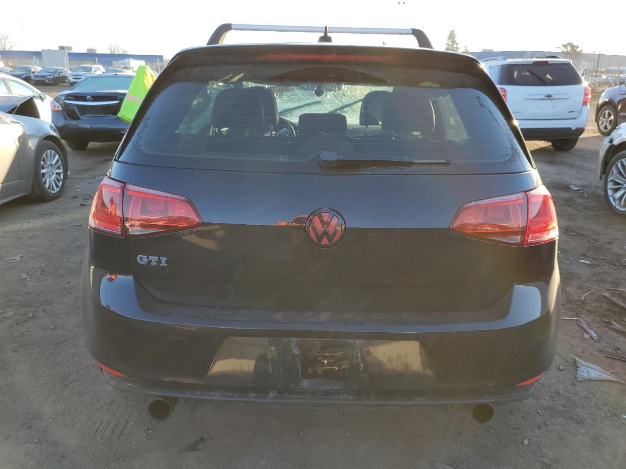 Photo 5 VIN: 3VW4T7AU7GM009270 - VOLKSWAGEN GTI 