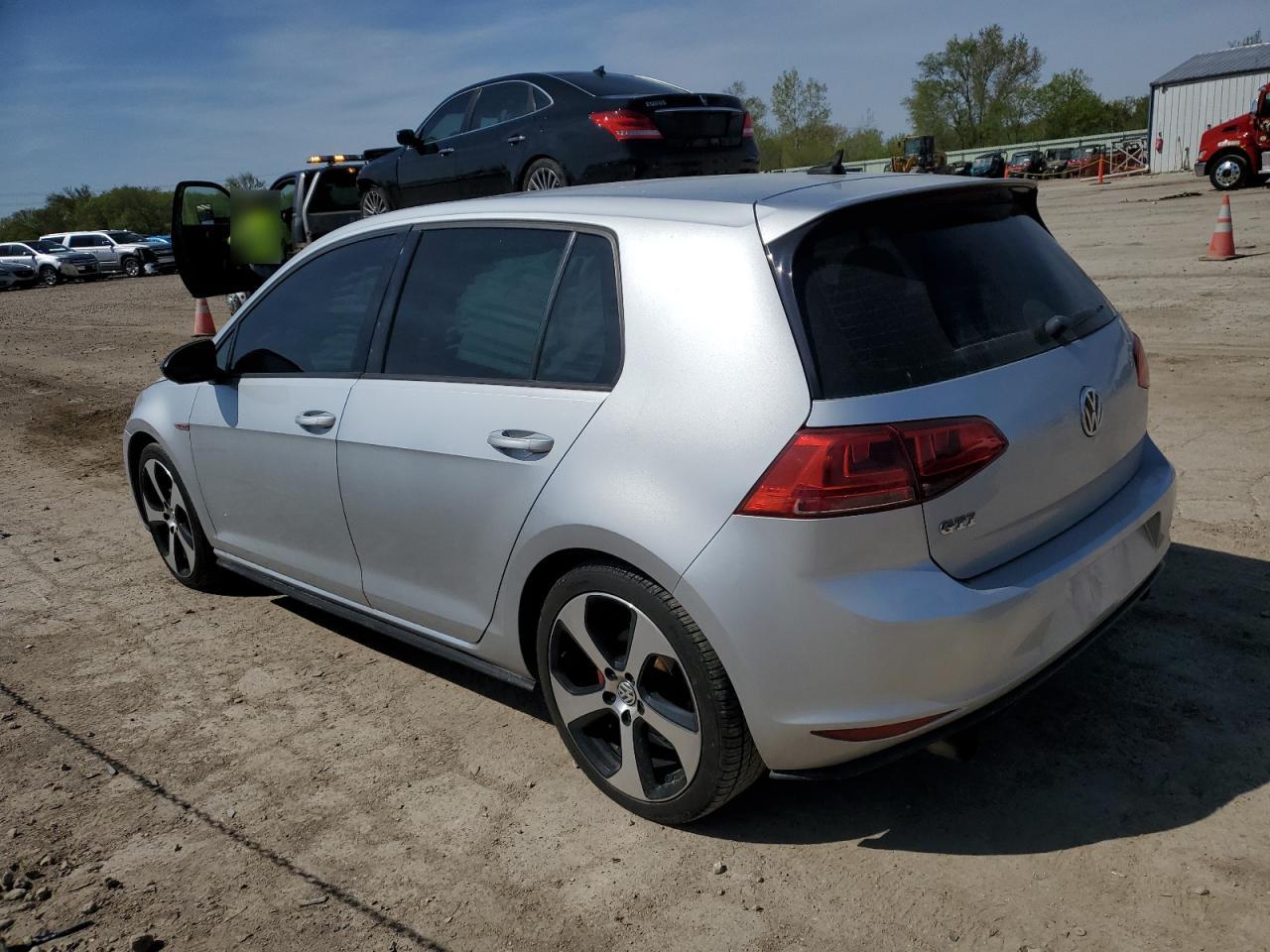 Photo 1 VIN: 3VW4T7AU7GM032256 - VOLKSWAGEN GTI 