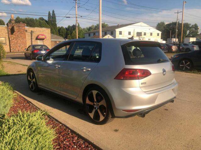 Photo 2 VIN: 3VW4T7AU7HM047227 - VOLKSWAGEN GTI S 