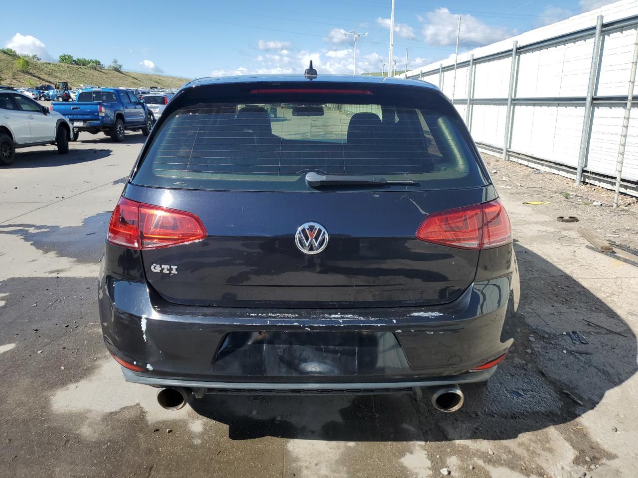 Photo 5 VIN: 3VW4T7AU9FM063491 - VOLKSWAGEN GTI 