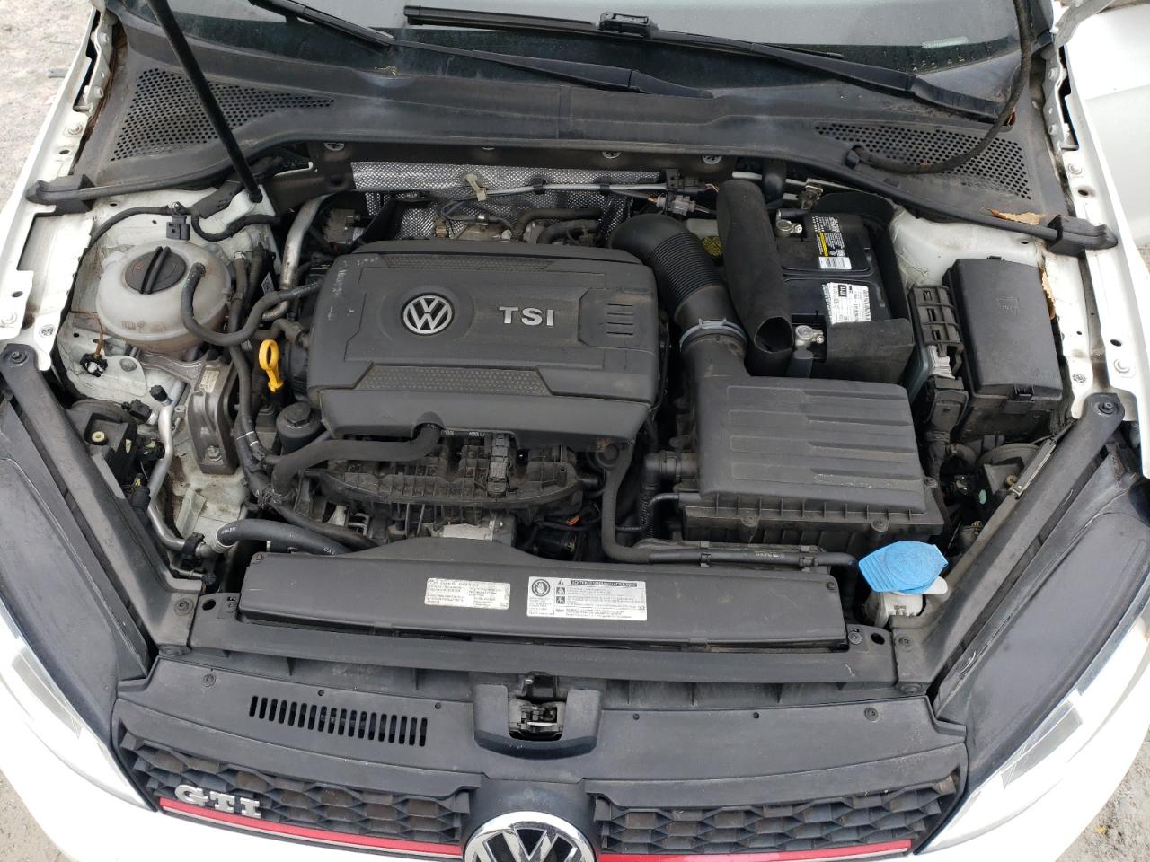 Photo 10 VIN: 3VW4T7AUXFM098475 - VOLKSWAGEN GTI 