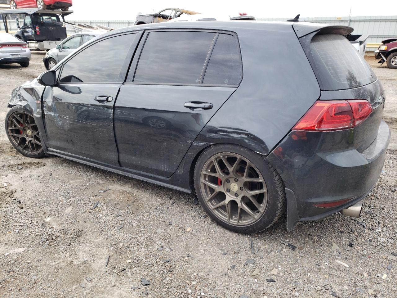 Photo 1 VIN: 3VW4T7AUXGM040495 - VOLKSWAGEN GTI 