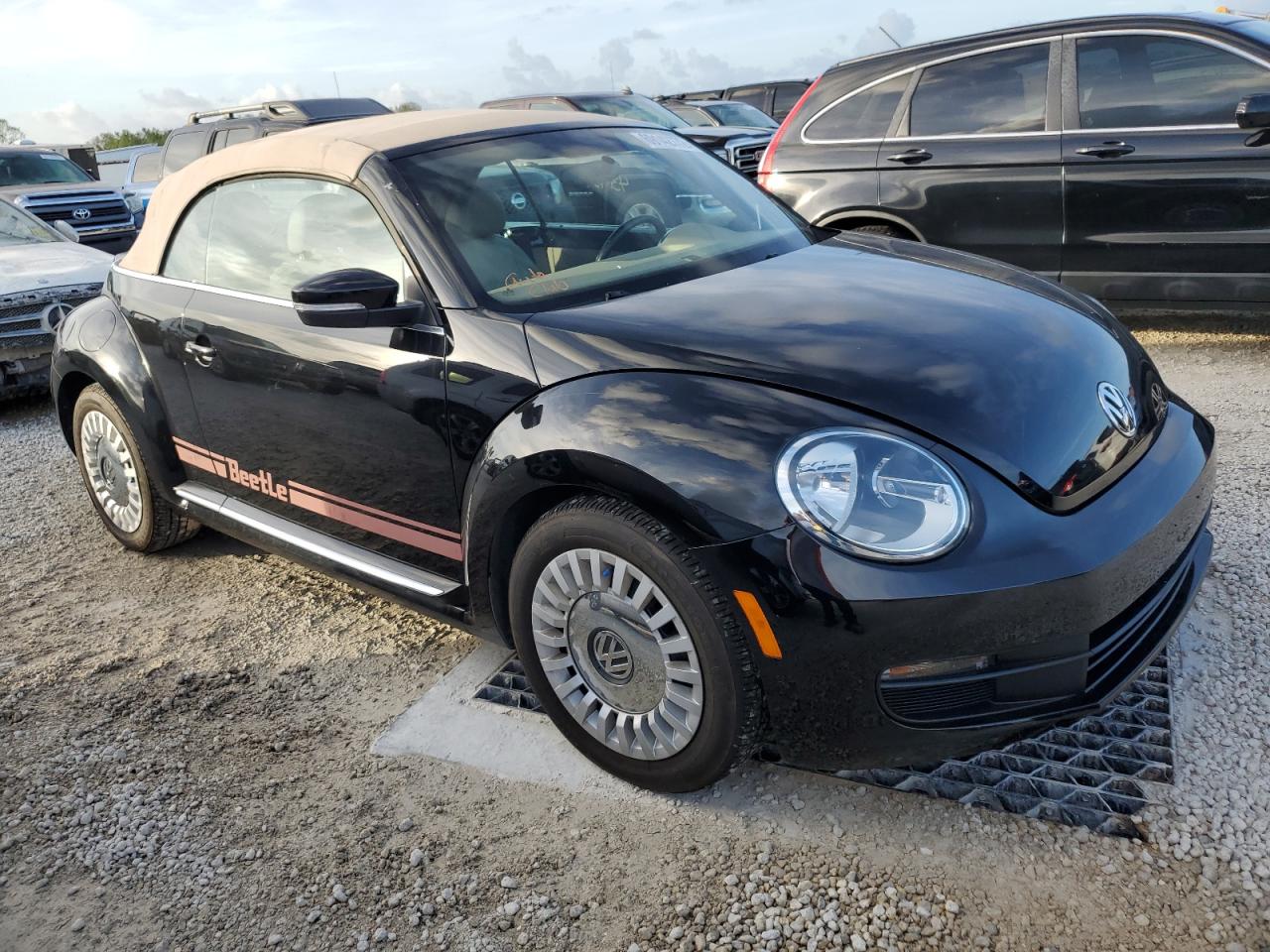 Photo 4 VIN: 3VW507AT3EM812899 - VOLKSWAGEN BEETLE 