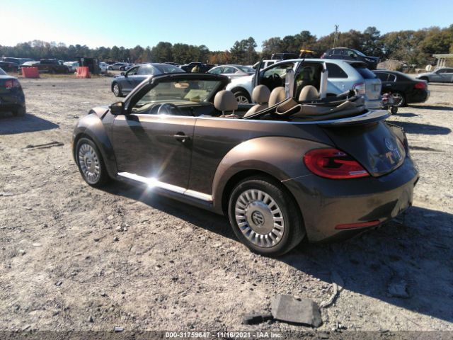 Photo 2 VIN: 3VW507ATXFM802470 - VOLKSWAGEN BEETLE CONVERTIBLE 