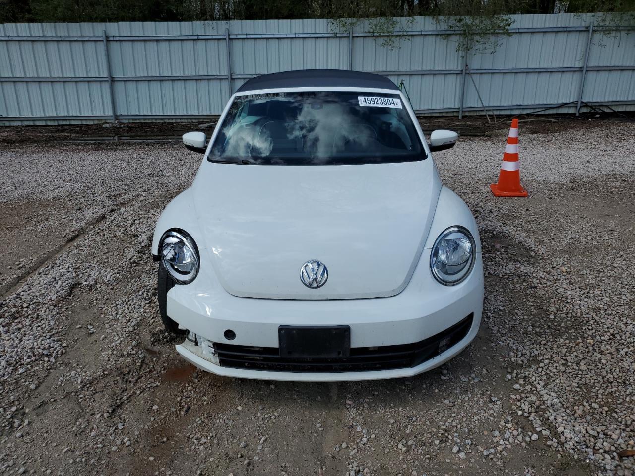 Photo 4 VIN: 3VW517AT0GM823164 - VOLKSWAGEN BEETLE 