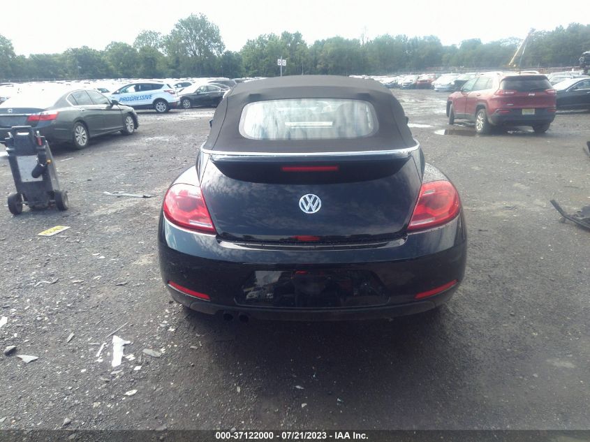 Photo 15 VIN: 3VW517AT4EM815761 - VOLKSWAGEN BEETLE 