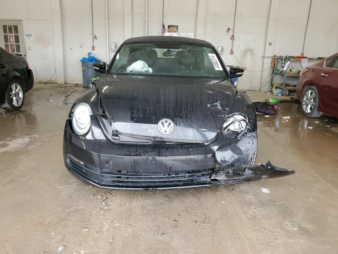 Photo 4 VIN: 3VW517AT6EM820248 - VOLKSWAGEN BEETLE 