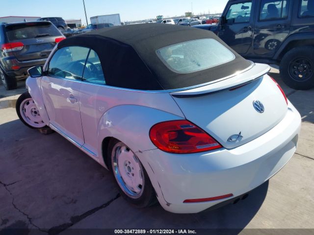 Photo 2 VIN: 3VW517AT9FM810122 - VOLKSWAGEN BEETLE 