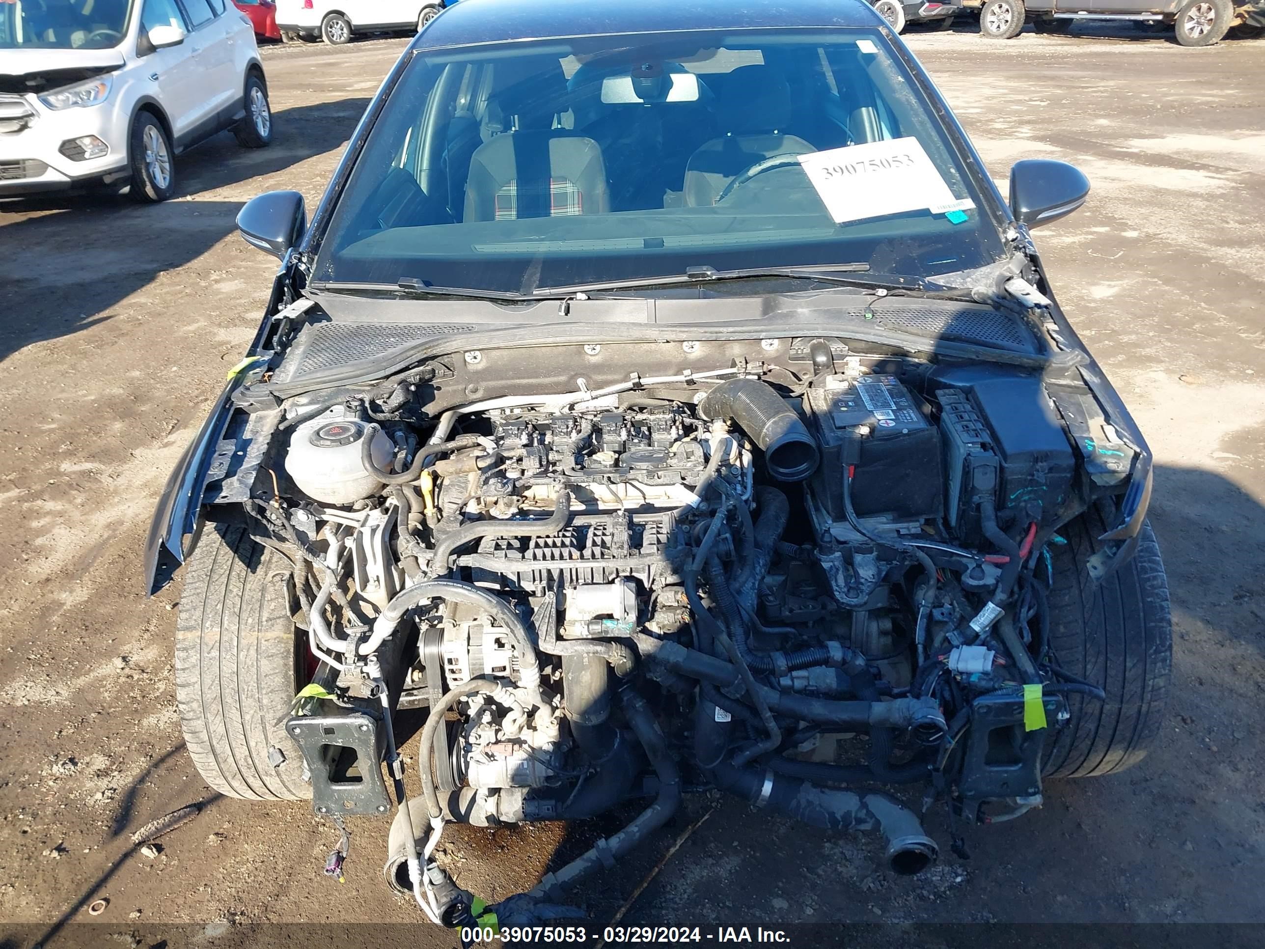 Photo 5 VIN: 3VW547AU2JM265728 - VOLKSWAGEN GOLF 