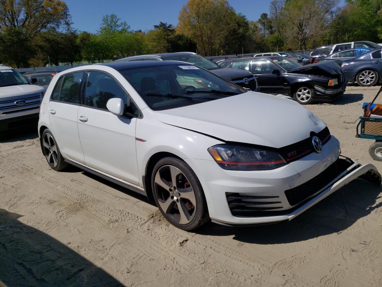 Photo 3 VIN: 3VW547AU3HM007535 - VOLKSWAGEN GTI 