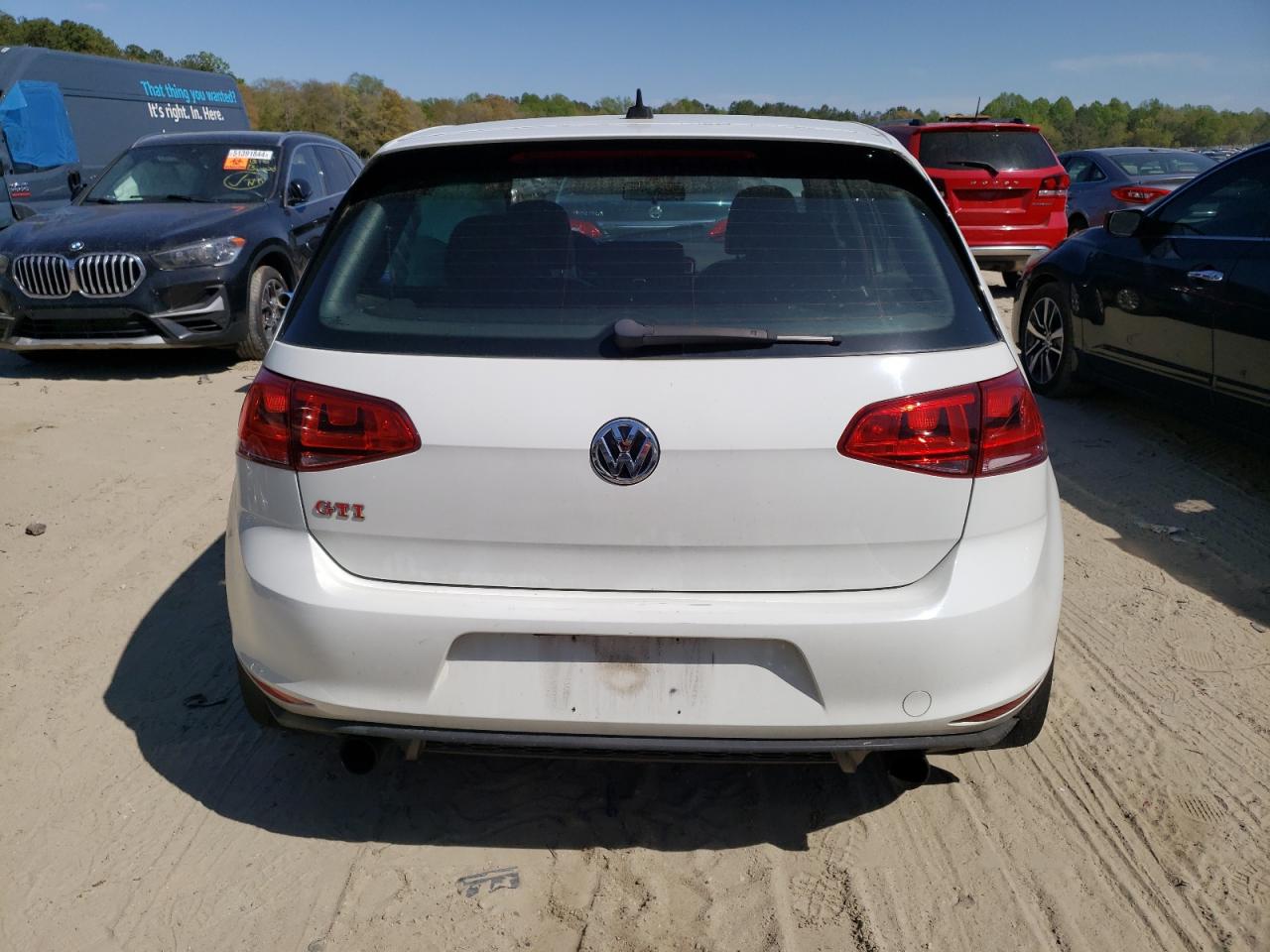 Photo 5 VIN: 3VW547AU3HM007535 - VOLKSWAGEN GTI 