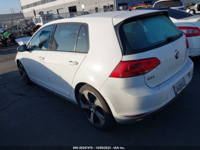 Photo 2 VIN: 3VW547AU4HM009908 - VOLKSWAGEN GTI 