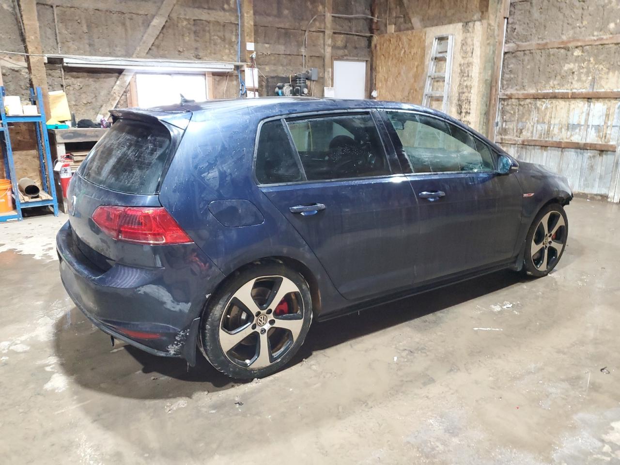 Photo 2 VIN: 3VW547AU6GM063032 - VOLKSWAGEN GTI 