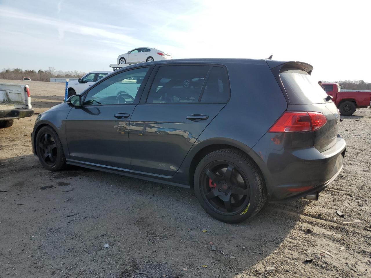 Photo 1 VIN: 3VW547AU9HM024694 - VOLKSWAGEN GTI 