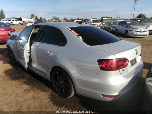 Photo 2 VIN: 3VW567AJXCM132069 - VOLKSWAGEN GLI 