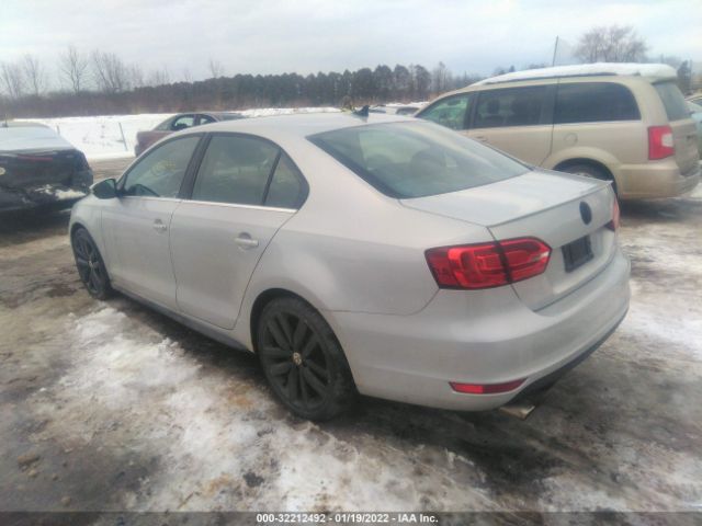 Photo 2 VIN: 3VW5A7AJ4DM226481 - VOLKSWAGEN GLI 