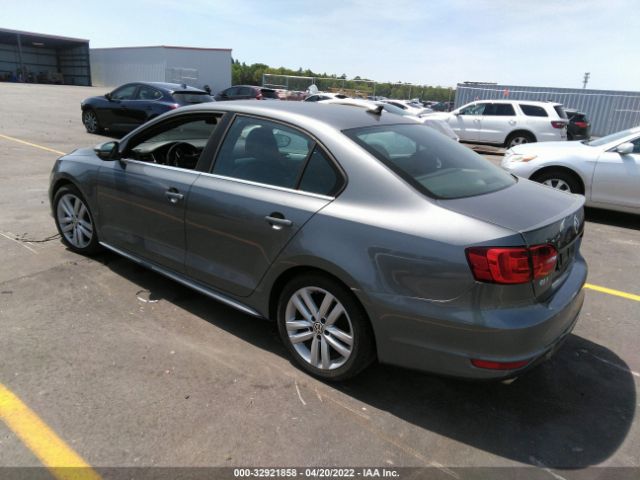 Photo 2 VIN: 3VW5A7AJ7CM345754 - VOLKSWAGEN GLI 