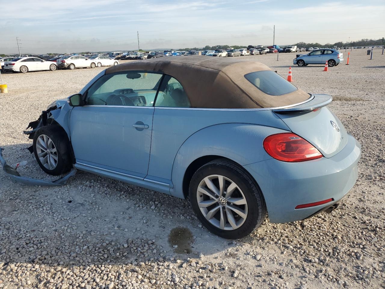 Photo 1 VIN: 3VW5A7AT6FM812331 - VOLKSWAGEN BEETLE 