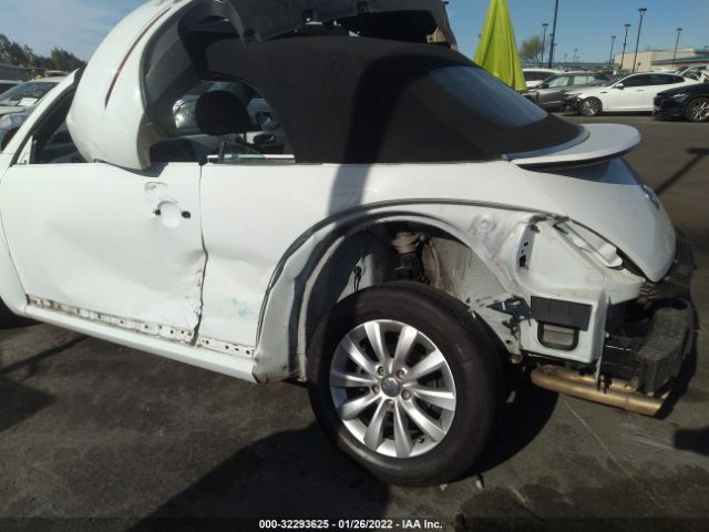 Photo 5 VIN: 3VW5DAAT4JM512736 - VOLKSWAGEN BEETLE CONVERTIBLE 