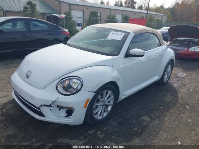 Photo 1 VIN: 3VW5DAAT6JM517064 - VOLKSWAGEN BEETLE 