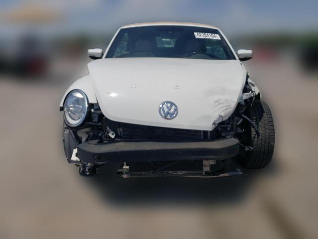 Photo 4 VIN: 3VW5DAAT8JM502890 - VOLKSWAGEN BEETLE 